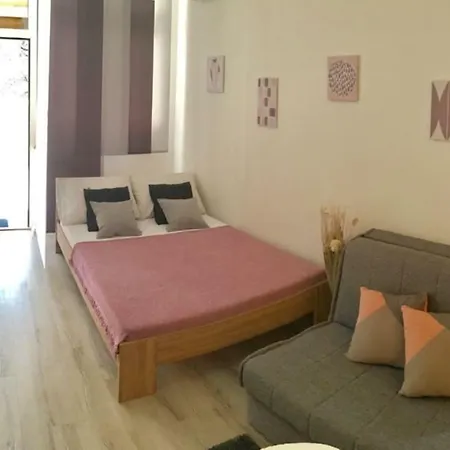 Simply Apartment